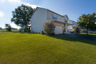View of side yard