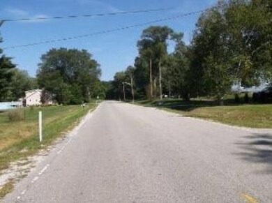 6208 Freyer Rd, Michigan City, IN 46360 - photo 3