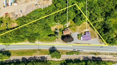 289 Milton Rd, Rochester, NH 03868 - photo 2