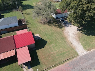 216 S Locust St, Nowata, OK 74048 - photo 2
