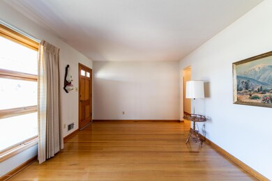 7902 Smyrna Pkwy, Louisville, KY 40228 - photo 7