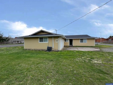 4360 Monroe Ave NE, Salem, OR 97301 - photo 2