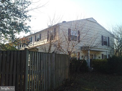 12929 Midsummer Ln, Bowie, MD 20715 - photo 3