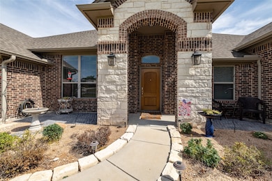 1315 Craft Farms Cir, Azle, TX 76020 - photo 2