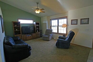 798 Edenberry Ln, Oregon, WI 53575 - photo 2