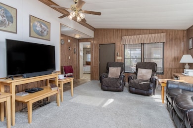 76 Donald Dr, Goffstown, NH 03045 - photo 4