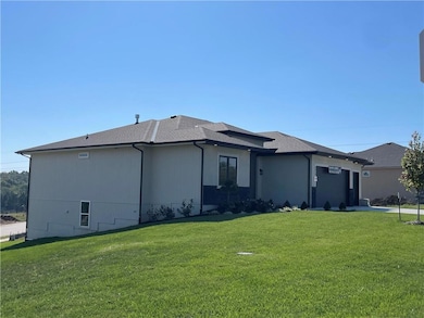 9019 Freedom Cir, Lenexa, KS 66227 - photo 3