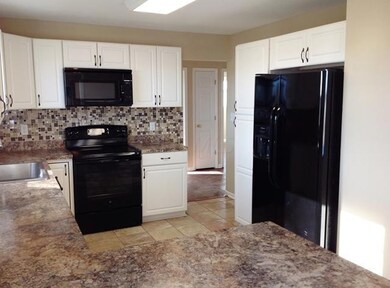 8297 Tarlton Rd, Circleville, OH 43113 - photo 6