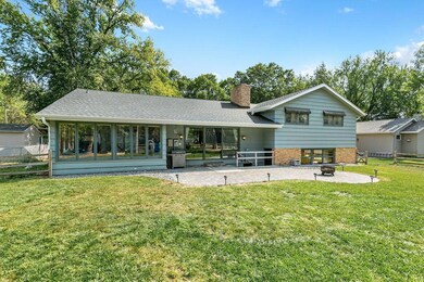 708 16th St SW, Willmar, MN 56201 - photo 4