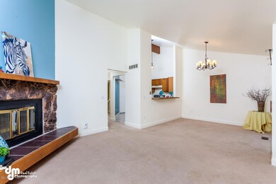 3929 Roundtop Cir Anchorage AK-large-005