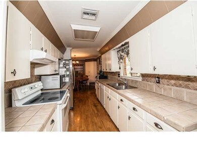 111 Elmwood Dr, Lafayette, LA 70503 - photo 6