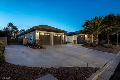 Multi-Car Driveway