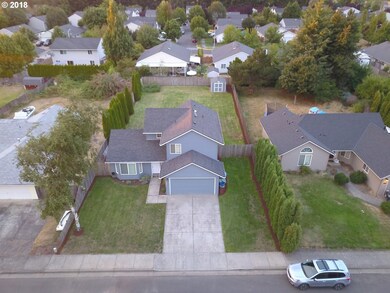 2253 Riviera Ct, Hubbard, OR 97032 - photo 2