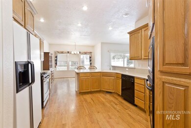 1402 Torrey Ln, Nampa, ID 83686 - photo 6