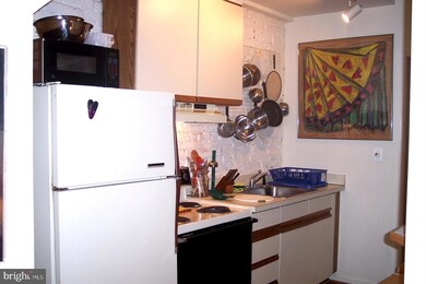 819 N Jackson St unit 1, Wilmington, DE 19806 - photo 6