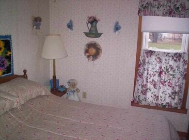 102 Harding Ave, Lowden, IA 52255 - photo 6