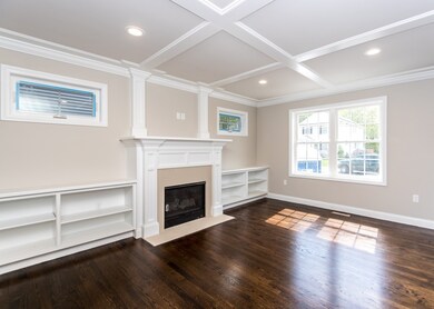 78 Pine Hill Cir, Waltham, MA 02451 - photo 6