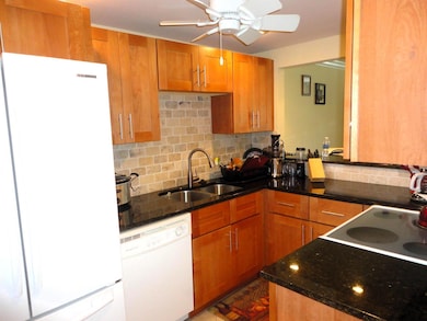 5433 SE Miles Grant Rd unit E-104, Stuart, FL 34997 - photo 7