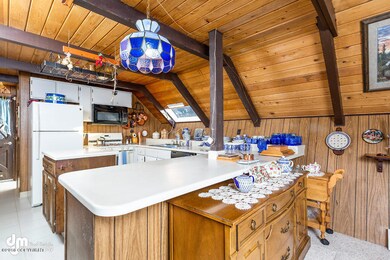 Kitchen with removable island