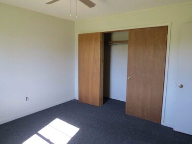 Bedroom, Apt B