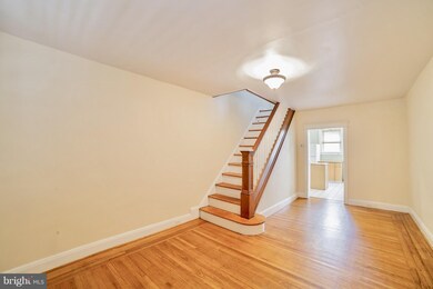 1114 Roland Heights Ave, Baltimore, MD 21211 - photo 4