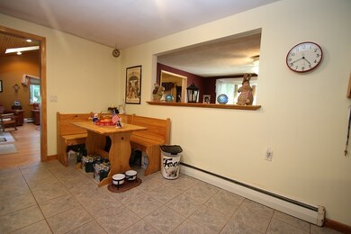 39 Thurlow St, Georgetown, MA 01833 - photo 7