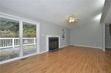 94 Hollybrook Dr unit 4, Asheville, NC 28803 - photo 2