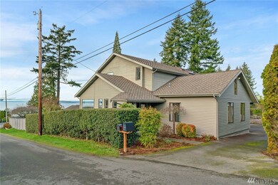 9318 Olympic View Dr, Edmonds, WA 98020 - photo 5