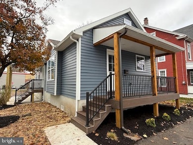 153 N Tulpehocken St, Pine Grove, PA 17963 - photo 4