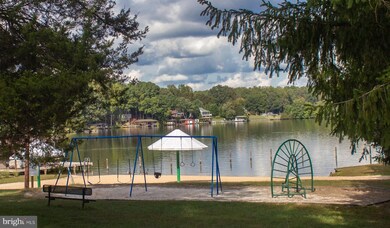 32 Lakeview Cir, Louisa, VA 23093 - photo 3