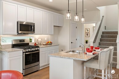 955W12thAve(11of23)