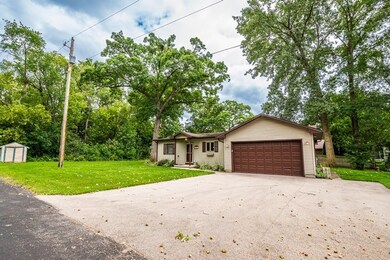 W1039 Marigold Rd, Genoa City, WI 53128 - photo 2