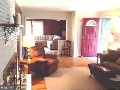 7 Merkling St, Swedesboro, NJ 08085 - photo 5