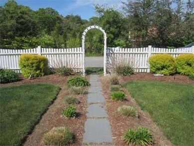 10 Coves End Rd, Marion, MA 02738 - photo 2