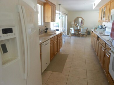 17631 N Lindgren Ave, Sun City, AZ 85373 - photo 4