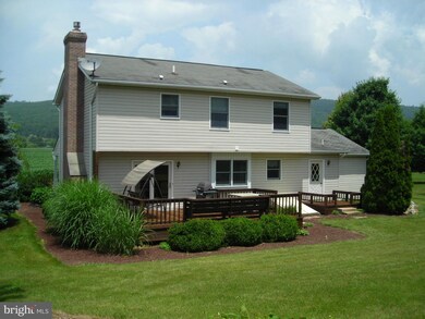 9030 Mentzer Gap Rd, Waynesboro, PA 17268 - photo 6