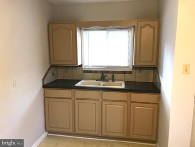 3144 Strickland St, Baltimore, MD 21229 - photo 3