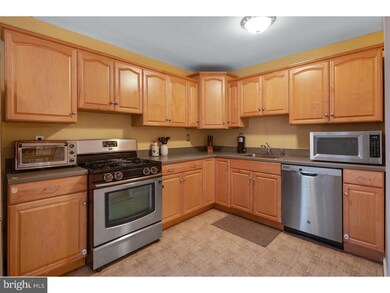 3644 Newberry Rd, Philadelphia, PA 19154 - photo 4