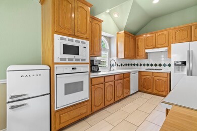 2815 Ashbury Dr, Richardson, TX 75082 - photo 6