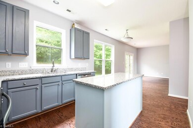 107 Farriers Ln, Jamestown, NC 27282 - photo 6