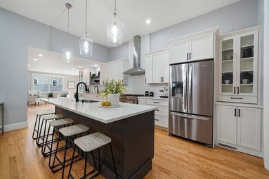 42 Warren Ave unit A, Woburn, MA 01801 - photo 4