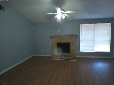 15914 Willbriar Ln, Missouri City, TX 77489 - photo 3