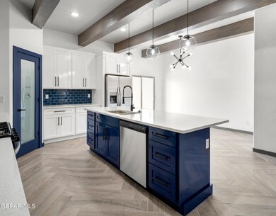 11988 Crevasse Dr, Socorro, TX 79927 - photo 6