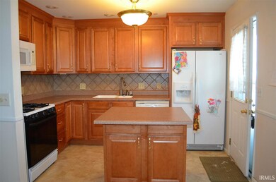 2408 Burningtree Ln, Kokomo, IN 46902 - photo 4