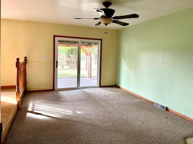 W2035 County Road Y unit Y, Chilton, WI 53014 - photo 6