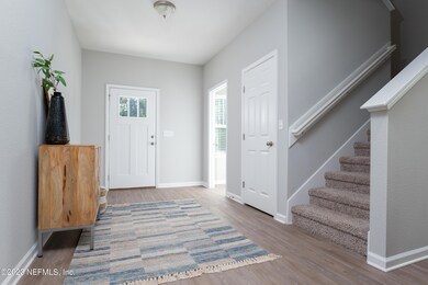 6117 Hyde Park Cir, Jacksonville, FL 32210 - photo 3