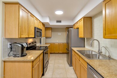 3600 N 5th Ave-6454