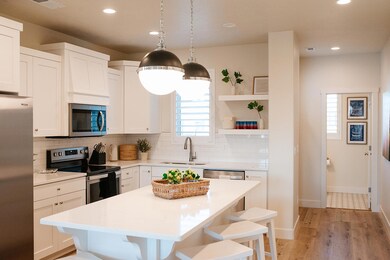 518 Bailey Ln unit 4, Washington, UT 84780 - photo 2