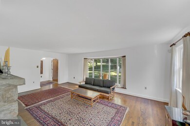 3881 Gradyville Rd, Newtown Square, PA 19073 - photo 3