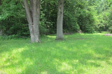 432 Abbe Rd, Sheffield Lake, OH 44054 - photo 4